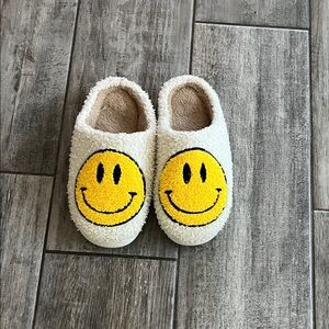 Amazon Kids Cream Slippers with Yellow Smiley Face